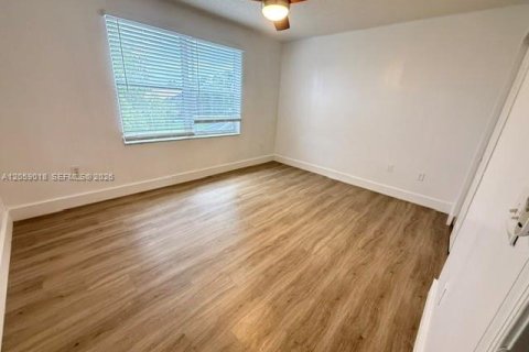 Villa ou maison à louer à Coral Springs, Floride: 5 chambres, 264.59 m2 № 2169133 - photo 22