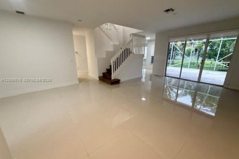 Villa ou maison à louer à Coral Springs, Floride: 5 chambres, 264.59 m2 № 2169133 - photo 6