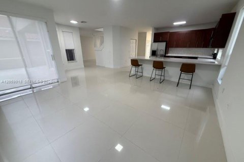 Villa ou maison à louer à Coral Springs, Floride: 5 chambres, 264.59 m2 № 2169133 - photo 9