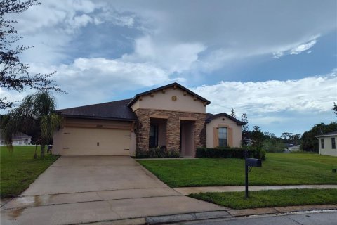 House in Kissimmee, Florida 4 bedrooms, 203.46 sq.m. № 2364912