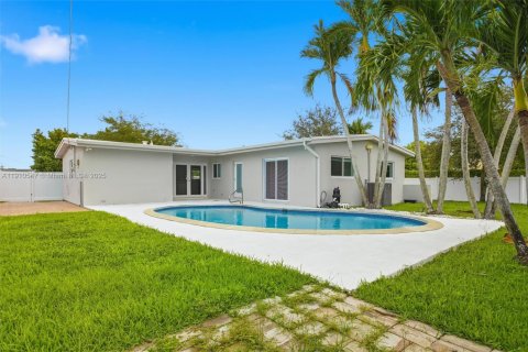 Villa ou maison à louer à Miami, Floride: 3 chambres, 128.86 m2 № 1966660 - photo 24