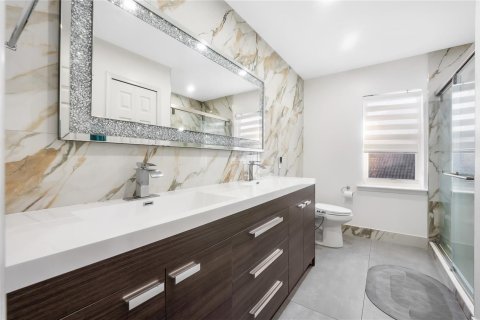 Villa ou maison à vendre à Coral Springs, Floride: 5 chambres, 284.84 m2 № 2086249 - photo 18