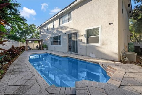 Villa ou maison à vendre à Coral Springs, Floride: 5 chambres, 284.84 m2 № 2086249 - photo 29
