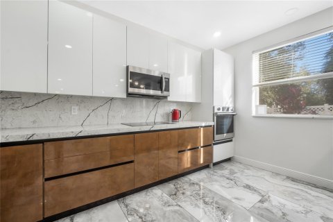 Villa ou maison à vendre à Coral Springs, Floride: 5 chambres, 284.84 m2 № 2086249 - photo 8