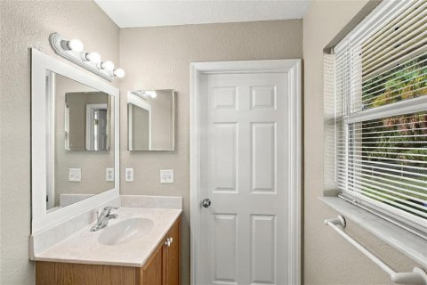 Immobilier commercial à vendre à Englewood, Floride: 4 chambres, 217.58 m2 № 2399230 - photo 28