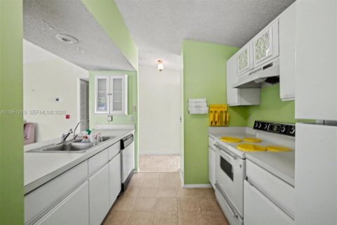 Купить виллу или дом в Джэксонвилл, Флорида 3 спальни, № 2006116 - фото 13