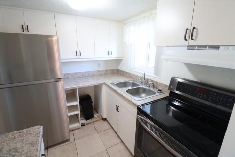 Condominio en alquiler en Bradenton, Florida, 1 dormitorio, 53.51 m2 № 1829537 - foto 7