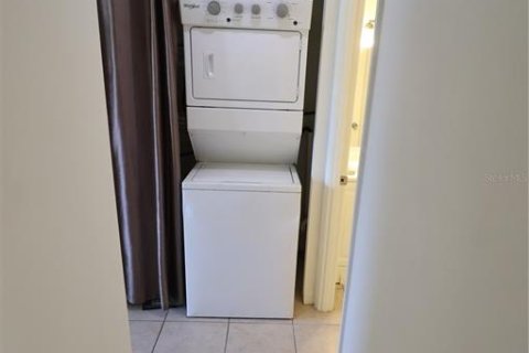 Condominio en alquiler en Bradenton, Florida, 1 dormitorio, 53.51 m2 № 1829537 - foto 10