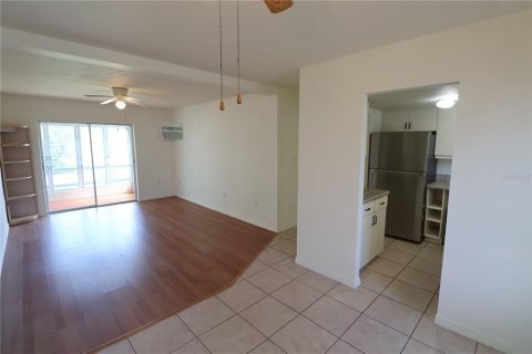 Condominio en alquiler en Bradenton, Florida, 1 dormitorio, 53.51 m2 № 1829537 - foto 8