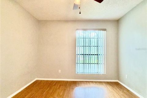 Condo in Tampa, Florida, 2 bedrooms  № 2400373 - photo 21