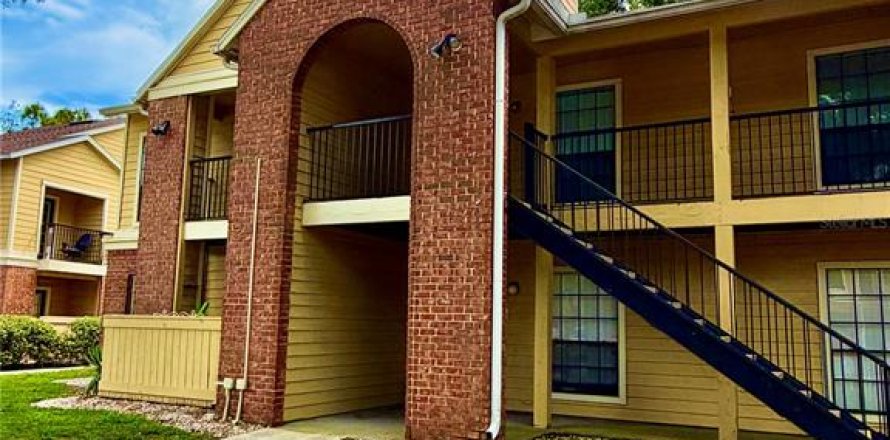 Condo in Tampa, Florida, 2 bedrooms  № 2400373