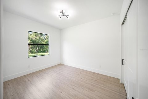 Casa en venta en Port Charlotte, Florida, 4 dormitorios, 170.38 m2 № 1838101 - foto 28