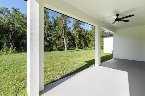 Casa en venta en Port Charlotte, Florida, 4 dormitorios, 170.38 m2 № 1838101 - foto 9