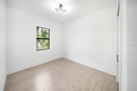 Casa en venta en Port Charlotte, Florida, 4 dormitorios, 170.38 m2 № 1838101 - foto 30