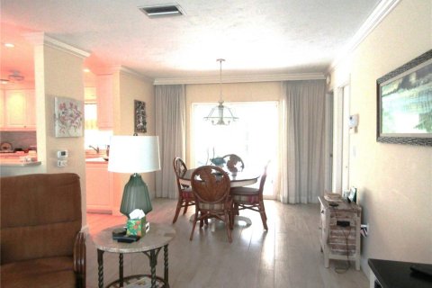 Villa ou maison à louer à Sarasota, Floride: 3 chambres, 146.23 m2 № 1686844 - photo 10