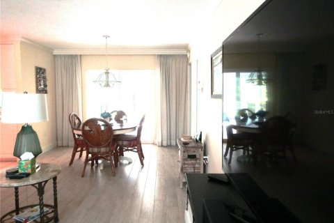 Villa ou maison à louer à Sarasota, Floride: 3 chambres, 146.23 m2 № 1686844 - photo 11