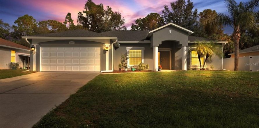 Villa ou maison à North Port, Floride 3 chambres, 170.2 m2 № 2128440