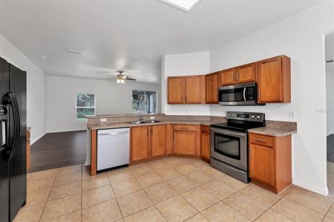 Villa ou maison à vendre à North Port, Floride: 3 chambres, 170.2 m2 № 2128440 - photo 12