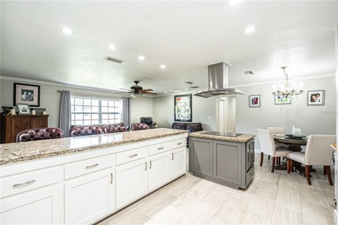 Villa ou maison à vendre à Sanford, Floride: 6 chambres, 465.07 m2 № 1909592 - photo 5