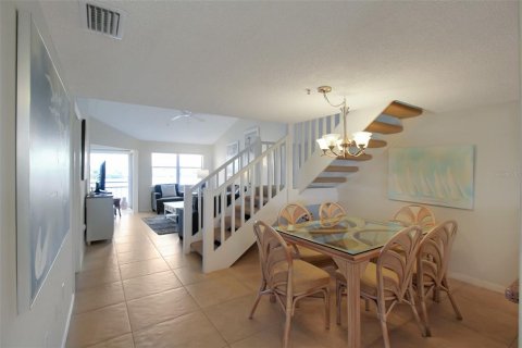 Condo in Sarasota, Florida, 3 bedrooms  № 958014 - photo 13