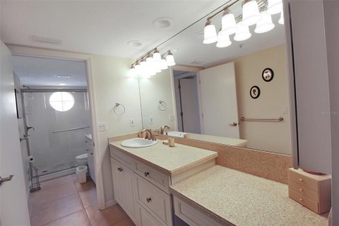 Condo in Sarasota, Florida, 3 bedrooms  № 958014 - photo 27