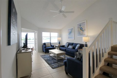Condo in Sarasota, Florida, 3 bedrooms  № 958014 - photo 15