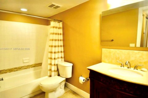 Apartment in Tamarac, Florida 2 bedrooms, 95.69 sq.m. № 2002671 - photo 14