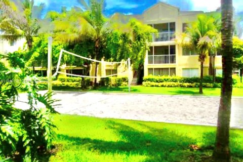 Apartment in Tamarac, Florida 2 bedrooms, 95.69 sq.m. № 2002671 - photo 6