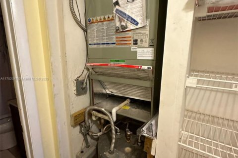 Купить кондоминиум в Лодерхилл, Флорида 2 спальни, 74.32м2, № 1985376 - фото 26