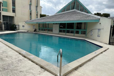 Купить кондоминиум в Лодерхилл, Флорида 2 спальни, 74.32м2, № 1985376 - фото 5