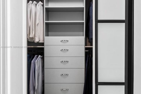 Купить кондоминиум в Майами, Флорида 3 спальни, 197.88м2, № 2035713 - фото 25