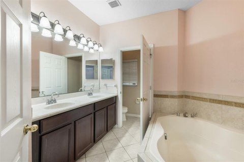 Townhouse in Sanford, Florida 3 bedrooms, 156.08 sq.m. № 1844683 - photo 18