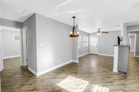 Villa ou maison à vendre à Saint Petersburg, Floride: 3 chambres, 173.08 m2 № 1625455 - photo 7