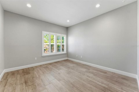 Condo in Tampa, Florida, 2 bedrooms  № 2092691 - photo 13
