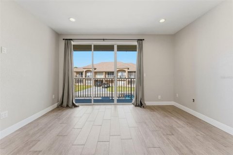 Condo in Tampa, Florida, 2 bedrooms  № 2092691 - photo 9
