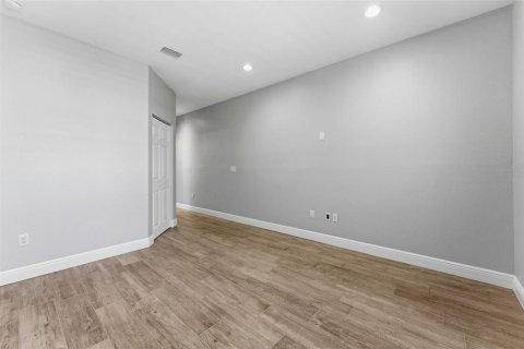 Condo in Tampa, Florida, 2 bedrooms  № 2092691 - photo 14