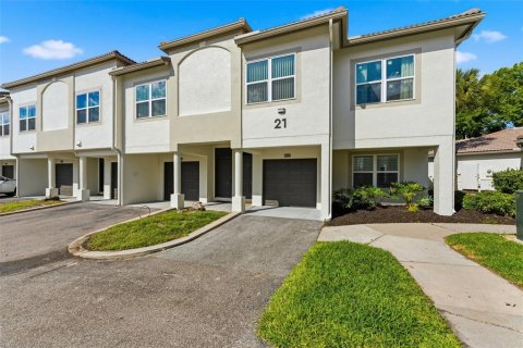 Condo in Tampa, Florida, 2 bedrooms  № 2092691