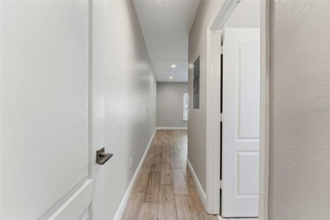 Condo in Tampa, Florida, 2 bedrooms  № 2092691 - photo 12