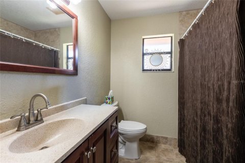 House in Lutz, Florida 3 bedrooms, 125.6 sq.m. № 2429281 - photo 28