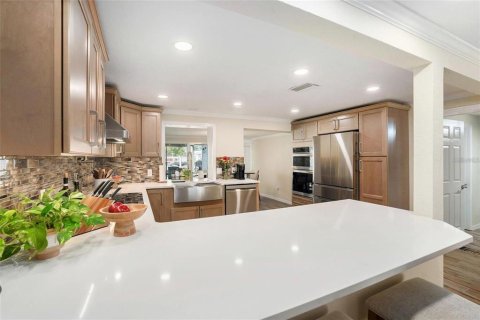 House in Hudson, Florida 3 bedrooms, 133.78 sq.m. № 2145469 - photo 6