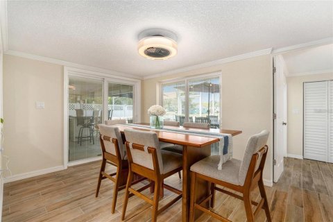House in Hudson, Florida 3 bedrooms, 133.78 sq.m. № 2145469 - photo 5