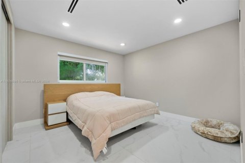 Casa en venta en Pinecrest, Florida, 5 dormitorios, 297.29 m2 № 1281157 - foto 18