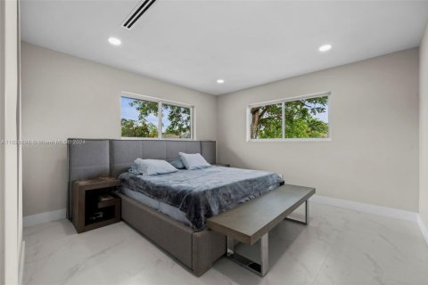 Casa en venta en Pinecrest, Florida, 5 dormitorios, 297.29 m2 № 1281157 - foto 16
