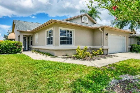 Villa ou maison à vendre à Bradenton, Floride: 2 chambres, 173.36 m2 № 1837525 - photo 4