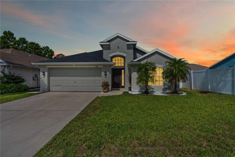 House in Holiday, Florida 3 bedrooms, 188.31 sq.m. № 1685491 - photo 2