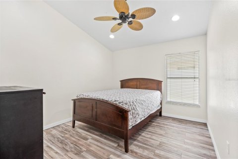 House in Holiday, Florida 3 bedrooms, 188.31 sq.m. № 1685491 - photo 28