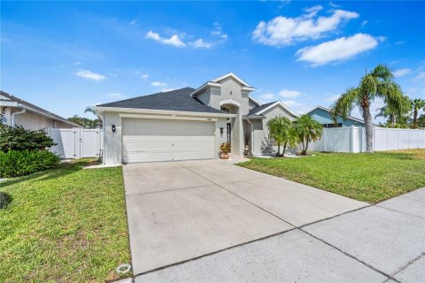 House in Holiday, Florida 3 bedrooms, 188.31 sq.m. № 1685491 - photo 3