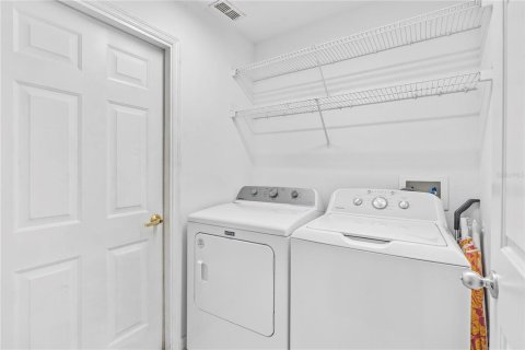 House in Holiday, Florida 3 bedrooms, 188.31 sq.m. № 1685491 - photo 29
