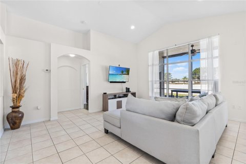 House in Holiday, Florida 3 bedrooms, 188.31 sq.m. № 1685491 - photo 18