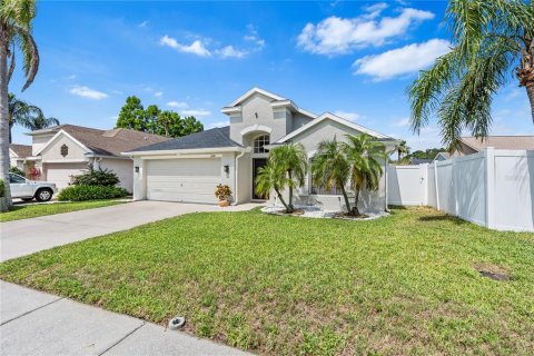 House in Holiday, Florida 3 bedrooms, 188.31 sq.m. № 1685491 - photo 4